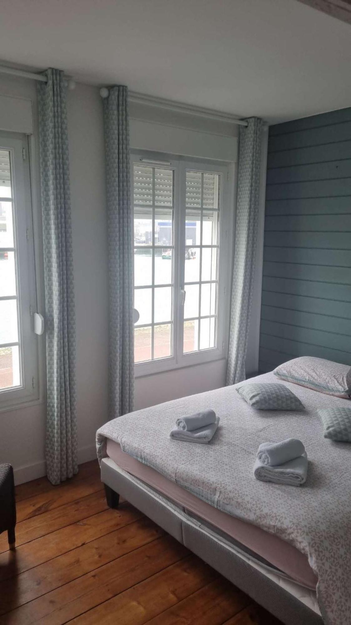 Le Hublot Charmante Maison Au Calme Fecamp Vue Sur Le Port Exterior foto